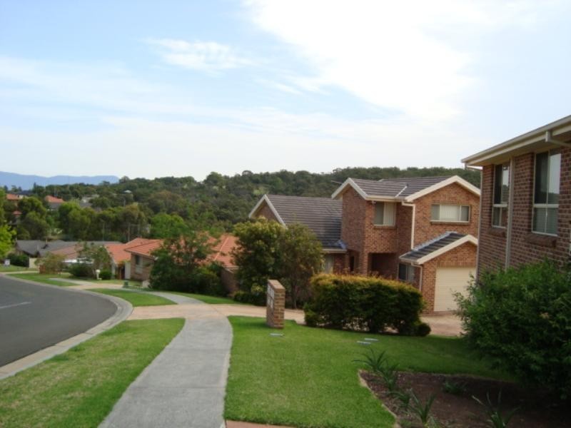 4/4 Panbula Place, Flinders NSW 2529