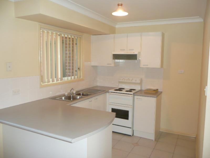 2/127 Pioneer Drive, Blackbutt NSW 2529