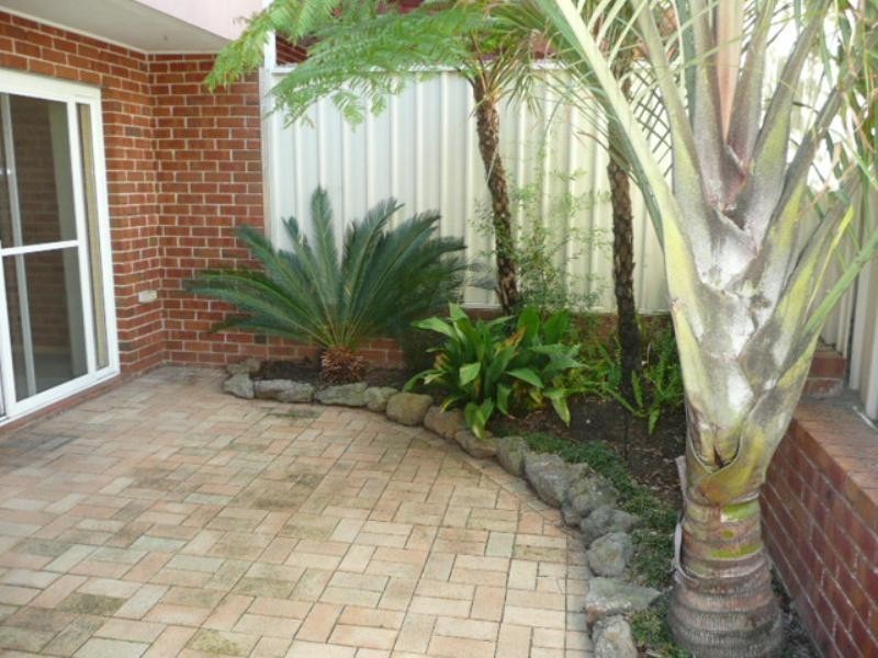 2/127 Pioneer Drive, Blackbutt NSW 2529