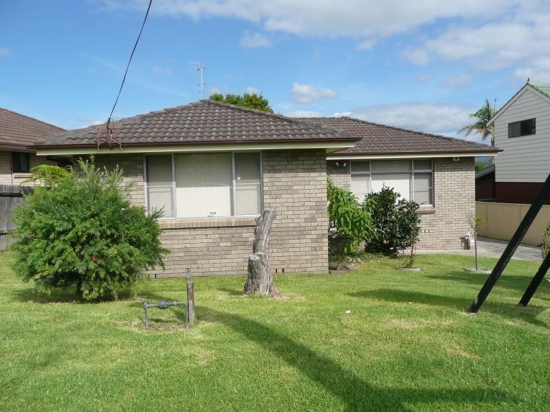 12 Thrower Avenue, Mount Warrigal NSW 2528