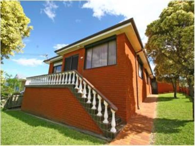 32 Cowper Street, Port Kembla NSW 2505