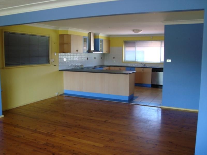 29 Murrie Street, Windang NSW 2528