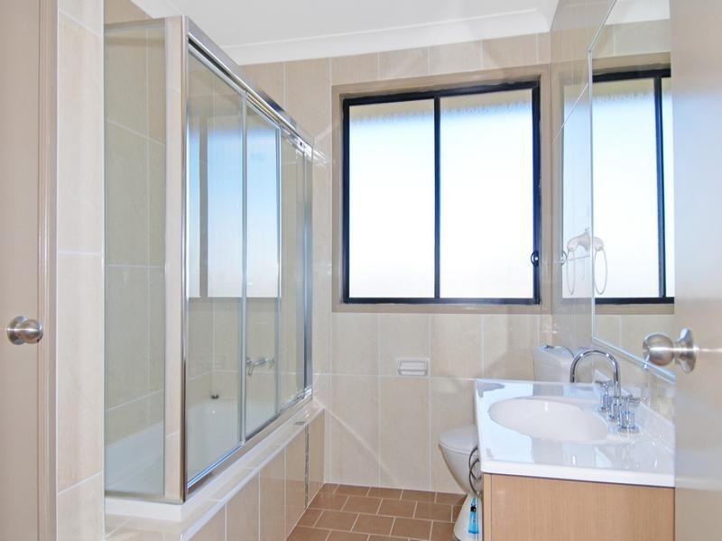 1/142 Haywards Bay Drive, Haywards Bay NSW 2530