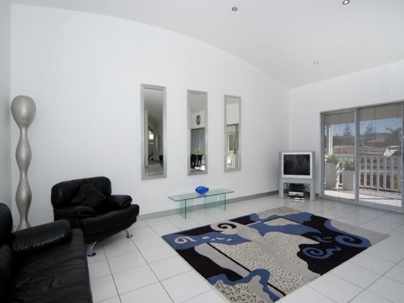 96 Little Lake Crescent, Warilla NSW 2528