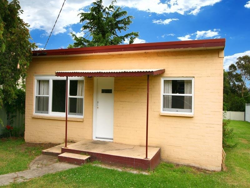 55 Lake Entrance Road, Oak Flats NSW 2529