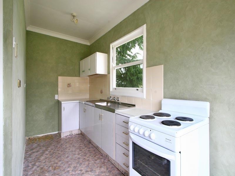 55 Lake Entrance Road, Oak Flats NSW 2529