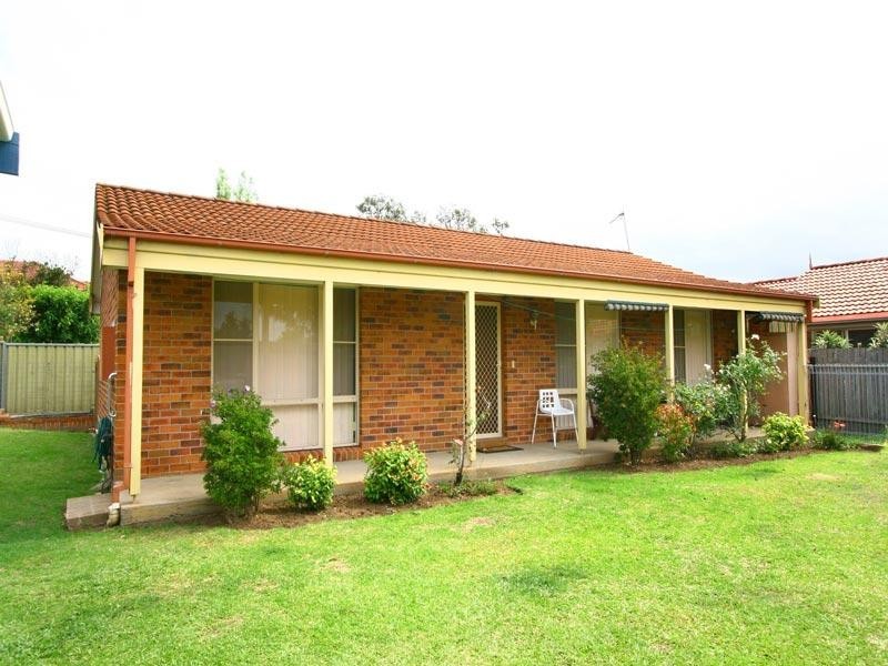 22 & 22a Jones Avenue, Primbee NSW 2502