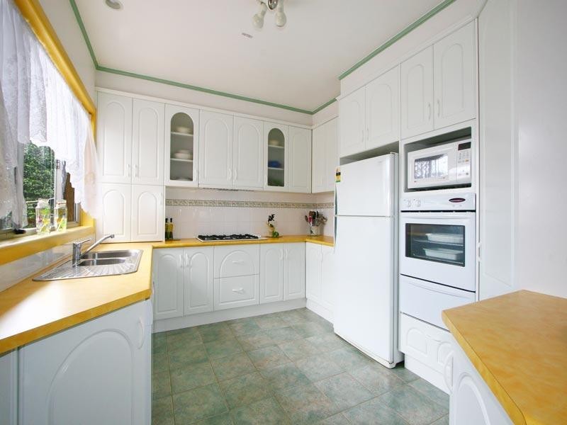 22 & 22a Jones Avenue, Primbee NSW 2502