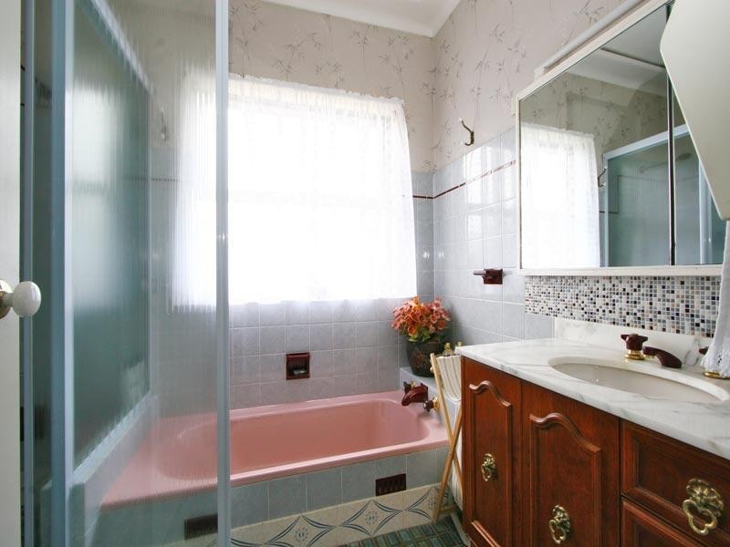 22 & 22a Jones Avenue, Primbee NSW 2502