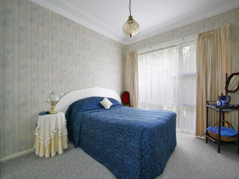 22 & 22a Jones Avenue, Primbee NSW 2502