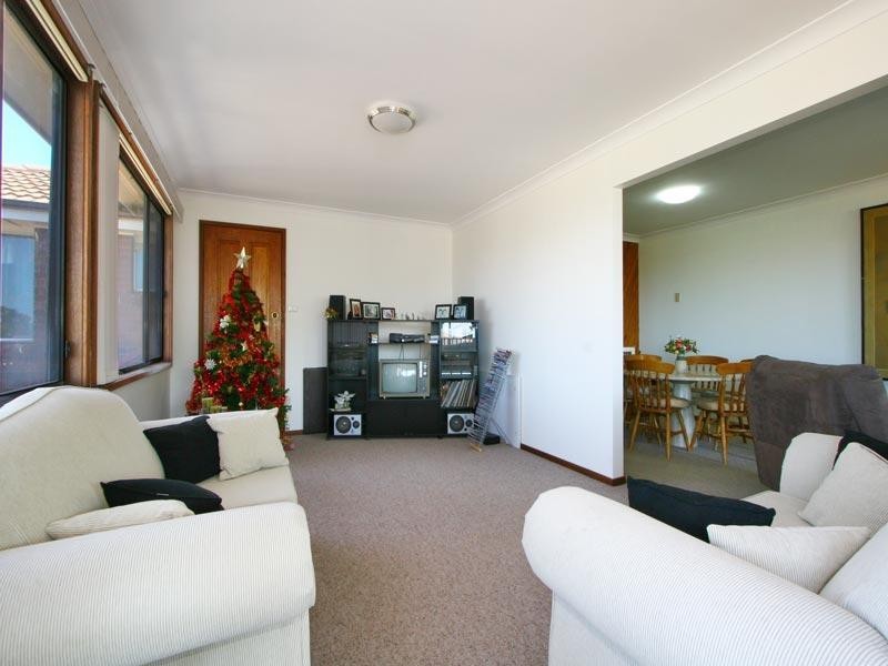 66 Cuthberts Drive, Mount Warrigal NSW 2528