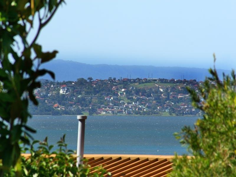 66 Cuthberts Drive, Mount Warrigal NSW 2528