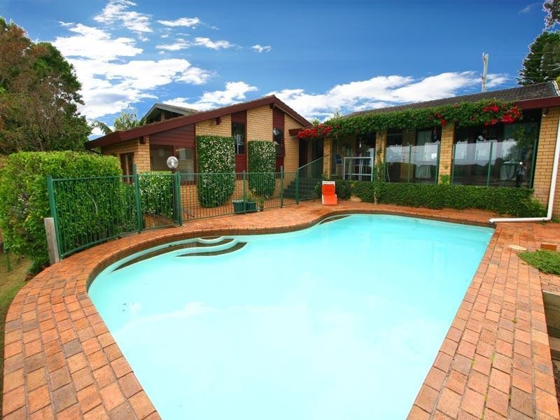 8 Fitzroy Place, Barrack Heights NSW 2528