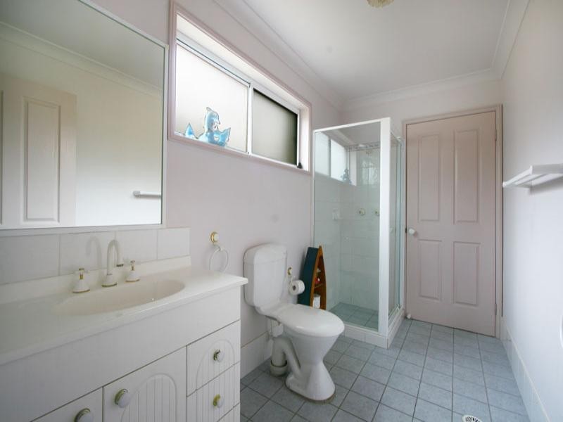 32 Tabourie Close, Flinders NSW 2529