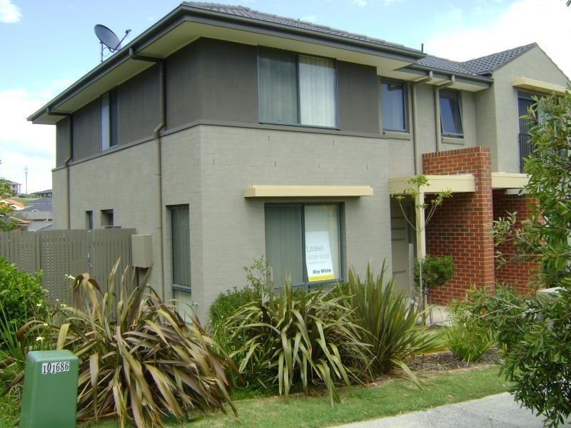 9 LAKEWOOD Boulevard, Flinders NSW 2529