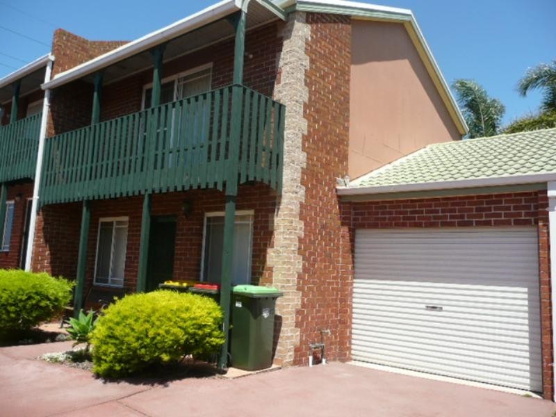 2/127 Pioneer Drive, Blackbutt NSW 2529