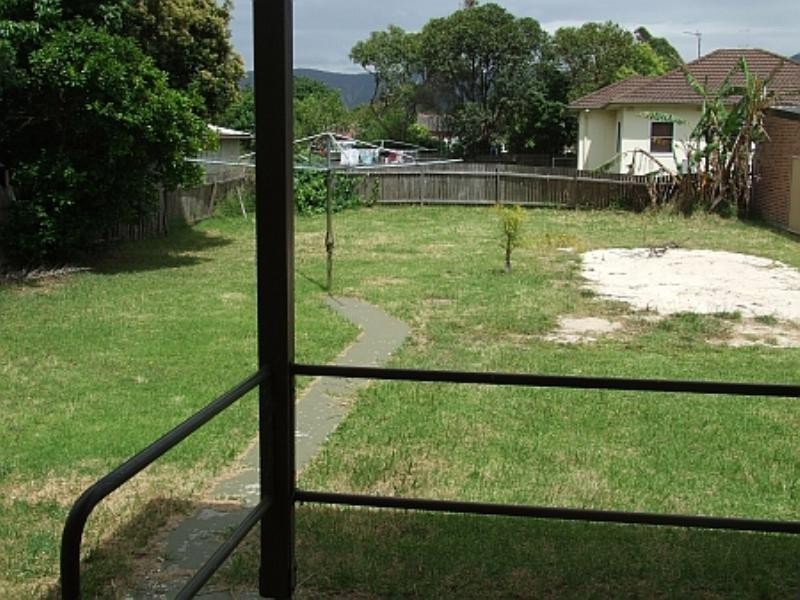 24 Moray Road, Towradgi NSW 2518