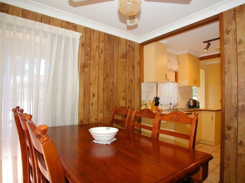 2 Scarf Avenue, Mount Warrigal NSW 2528