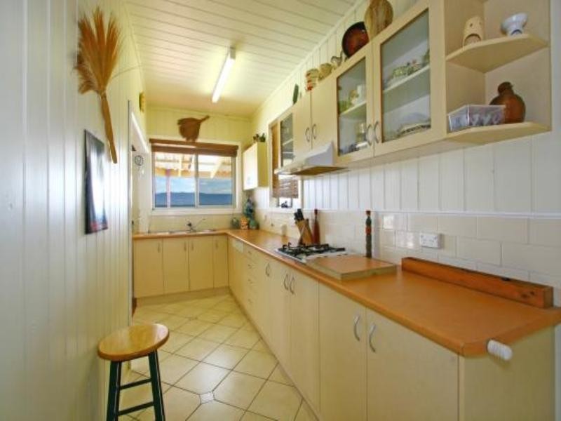 111 The Esplanade, Oak Flats NSW 2529