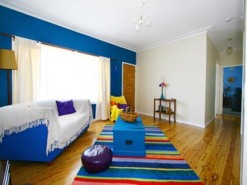 111 The Esplanade, Oak Flats NSW 2529