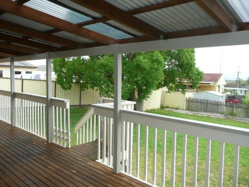 23 Beaton Street, Lake Illawarra NSW 2528