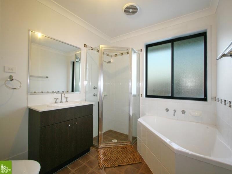 13 Magnetic Ridge, Shell Cove NSW 2529