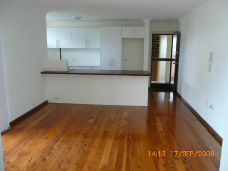 12/235 Lawrence Hargrave Drive, Thirroul NSW 2515