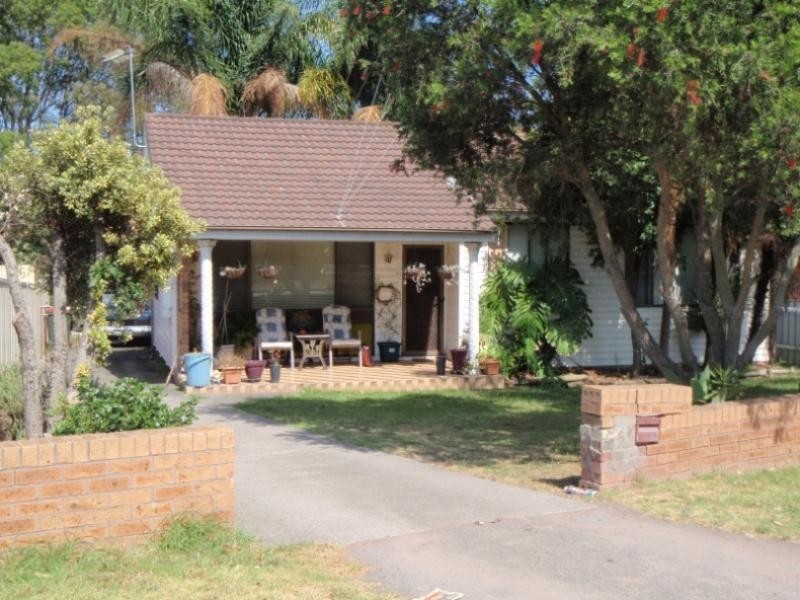 21 Theodore Street, Oak Flats NSW 2529