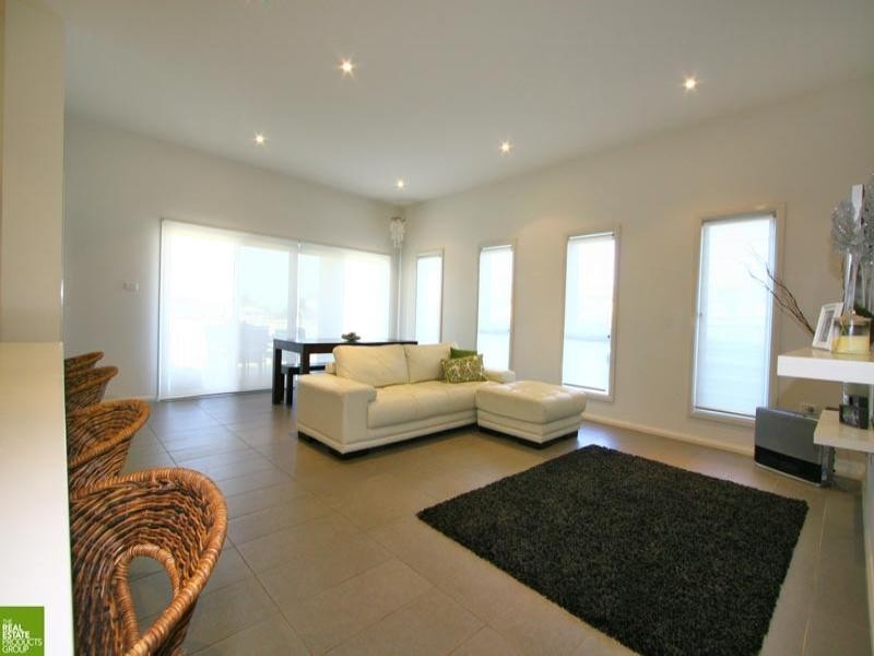 23 Danube Street, Kiama NSW 2533