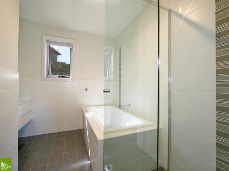23 Danube Street, Kiama NSW 2533