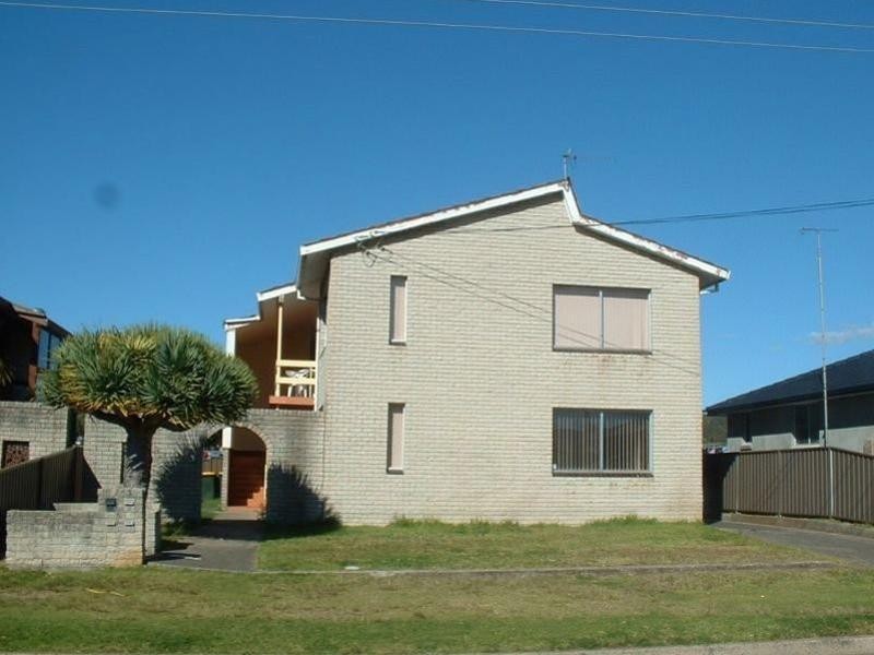 1/4 Gipps Crescent, Barrack Heights NSW 2528