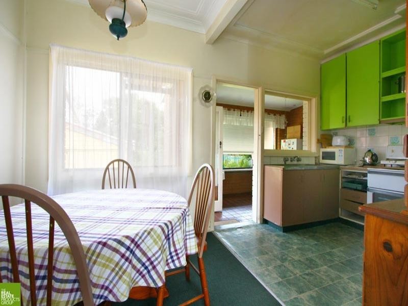 5 Park Crescent, Oak Flats NSW 2529