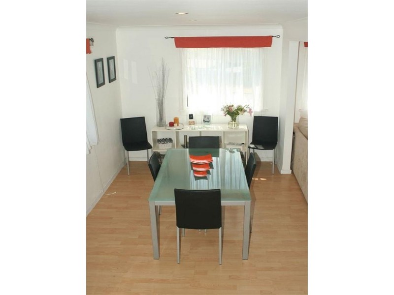 2 Barnes Street, Warilla NSW 2528