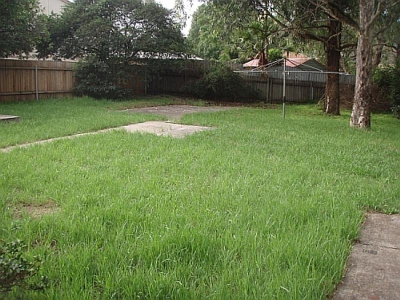 15 Suffolk Street, Berkeley NSW 2506