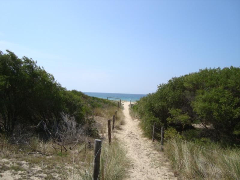 4/6 Osborne Parade, Warilla NSW 2528