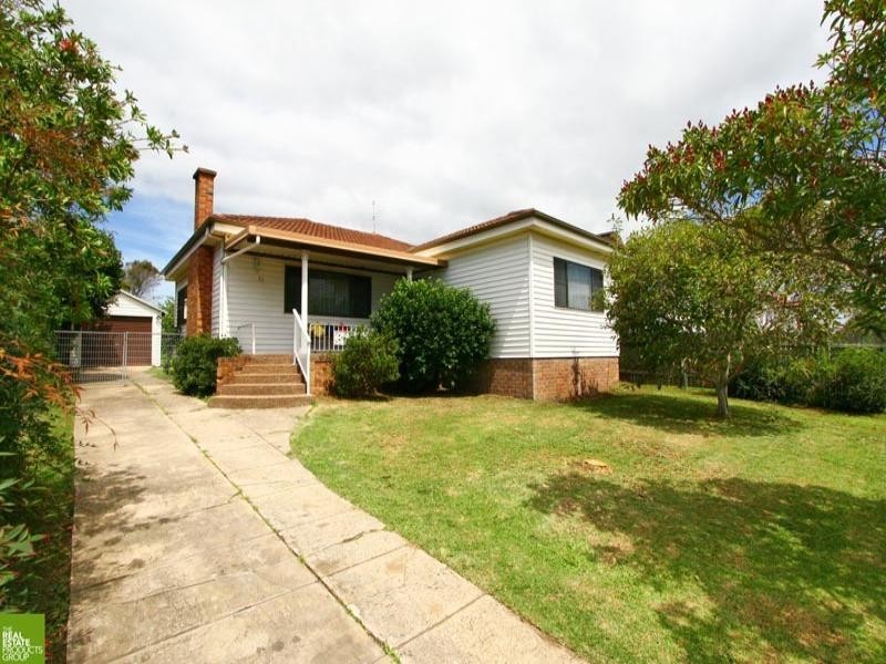 52 Primbee Crescent, Primbee NSW 2502