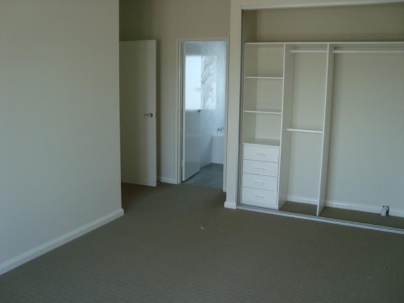 6/78 Addison Avenue, Lake Illawarra NSW 2528