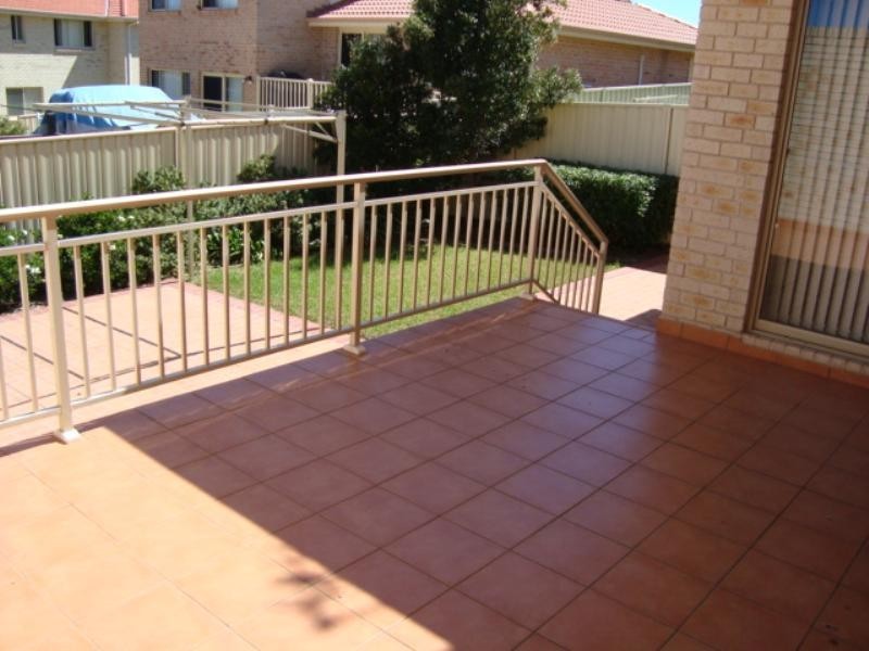 8B Adam Murray Way, Flinders NSW 2529