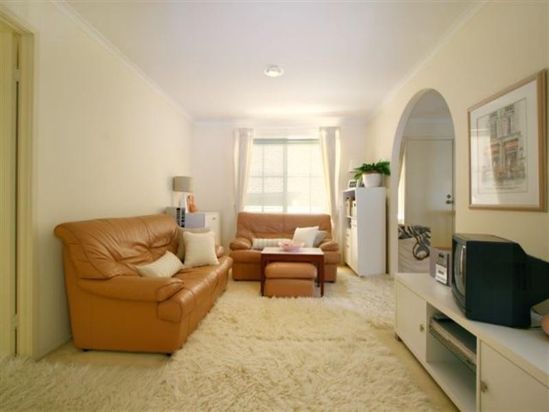 8 Evergreen Drive, Shellharbour NSW 2529