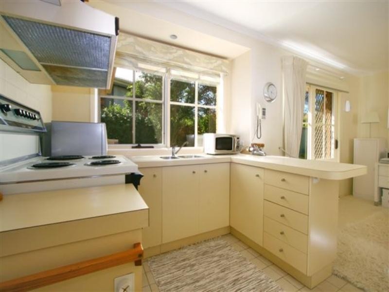 8 Evergreen Drive, Shellharbour NSW 2529