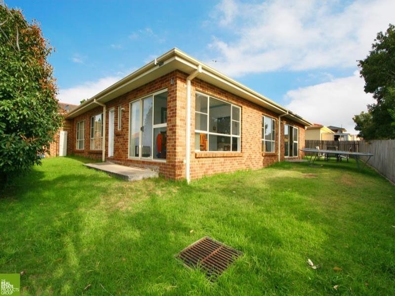 2/14 Brunderee Road, Flinders NSW 2529