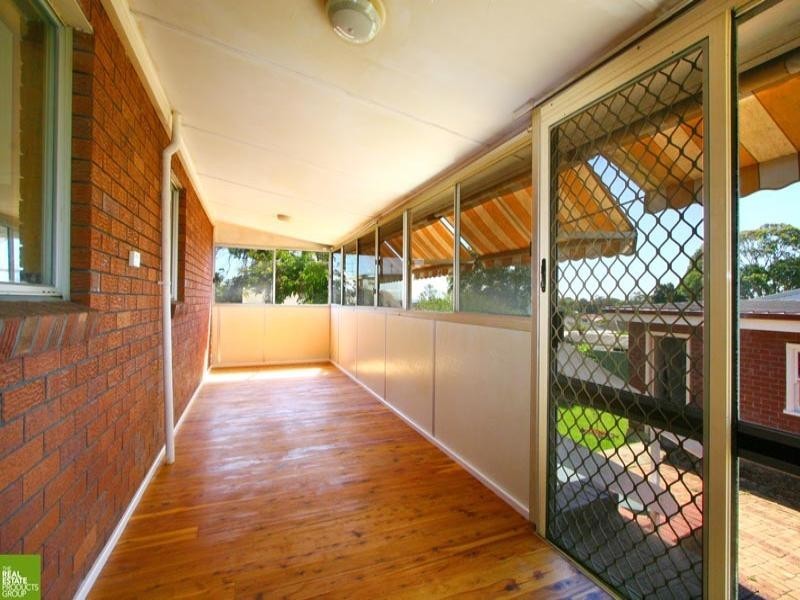91 Leawarra Avenue, Barrack Heights NSW 2528
