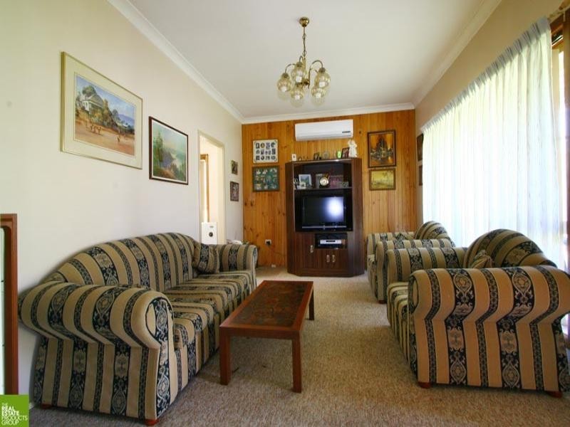 91 Leawarra Avenue, Barrack Heights NSW 2528