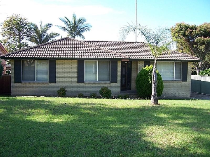20 Woodlands Drive, Barrack Heights NSW 2528