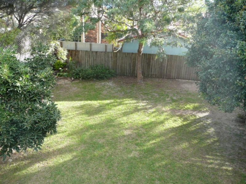 48 Little Lake Crescent, Warilla NSW 2528