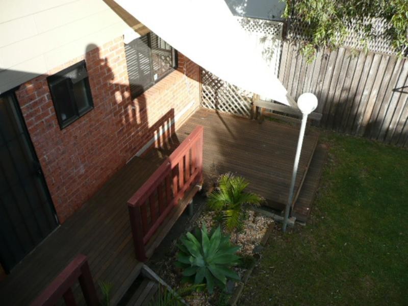 48 Little Lake Crescent, Warilla NSW 2528