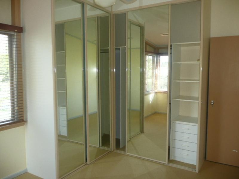 28 Barnes Street, Warilla NSW 2528