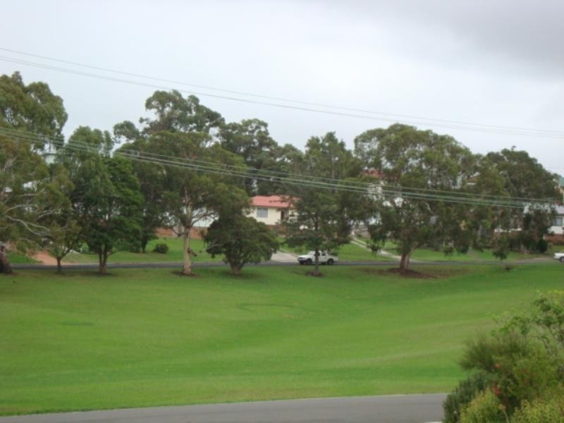 43 Rose Parade, Unanderra NSW 2526