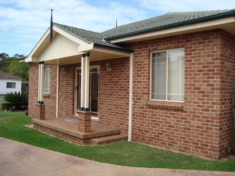 1/104 Ocean Street, Windang NSW 2528