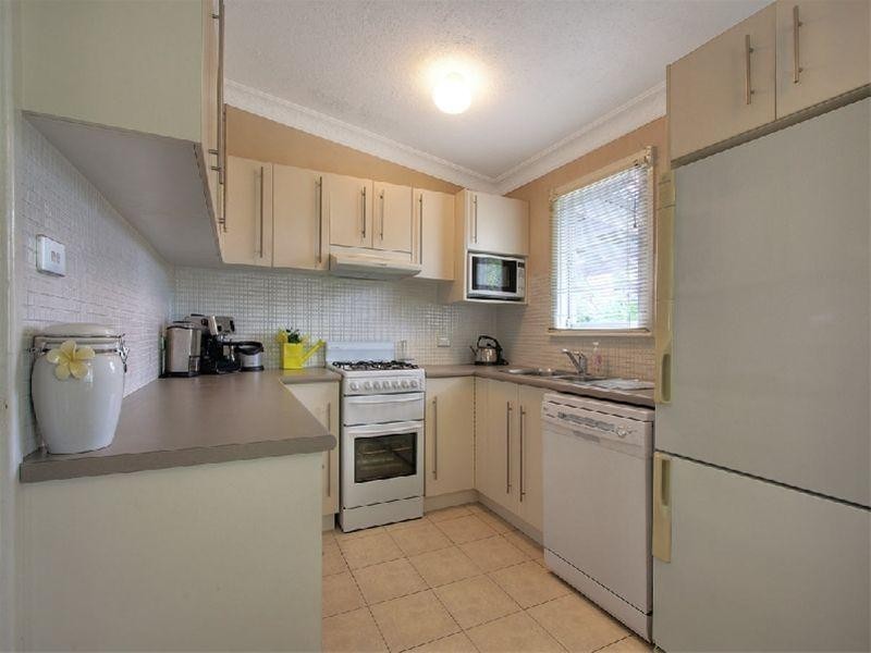 17 Davidson Street, Warilla NSW 2528